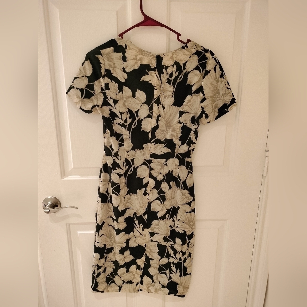 Banana Repiblic Floral Black and Cream Dress - Picture 3 of 7